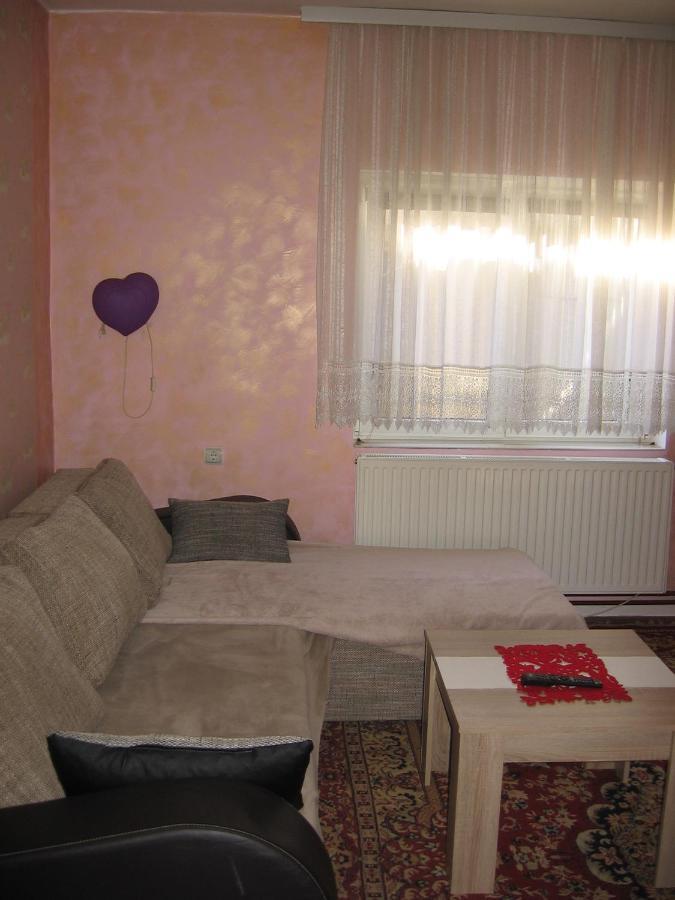 Kuca Za Odmor Jelena Apartment คลาโดโว ภายนอก รูปภาพ